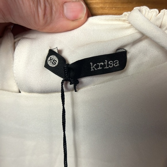 Krisa by Revolve One Sleeve Infinity Blouse Cream XS event wedding summer evenin - Picture 5 of 10